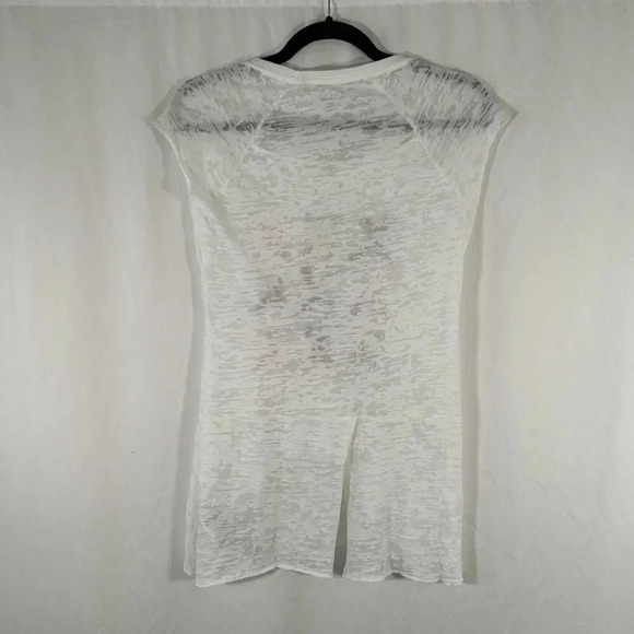 Guess Shirt Women Small White Vneck Graphic Pribt Short Sleeve Lightweight - Picture 7 of 9